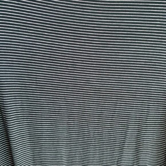 Gilli Green Striped 3/4 Sleeve Top Small - Picture 4 of 5